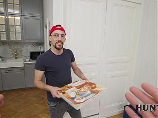 HUNT4K. Pussy for Pizza